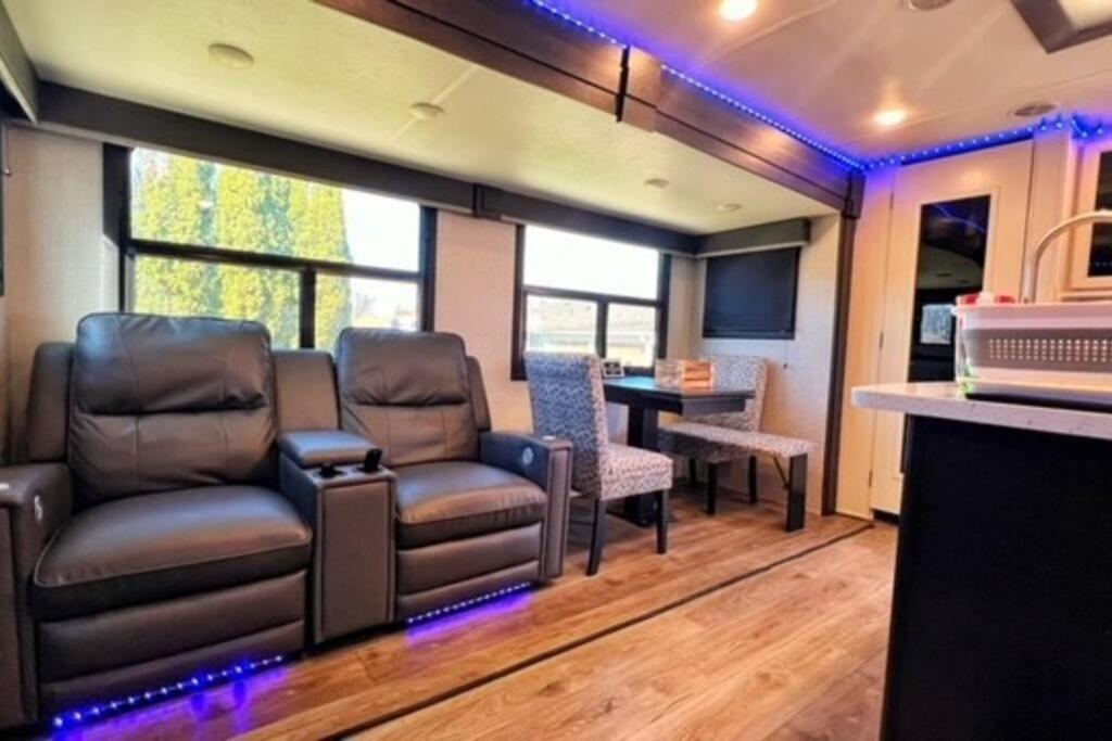Apartmán Luxury Glamping Near Idaho Event Center In Nampa Exteriér fotografie